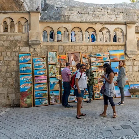 16 Steps * Dubrovnik