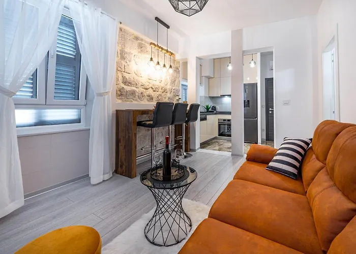 16 Steps 두브로브니크